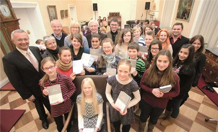 Alle Teilnehmer konnten das Röntgenmuseum als Sieger verlassen. Für alle gab es Urkunden sowie ein Buchpräsent.  privat