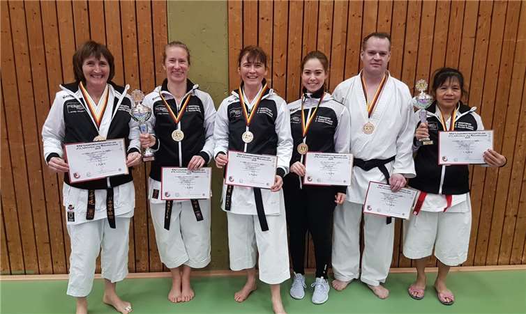 Alle Teilnehmerinnen und Teilnehmer belegten einen Platz auf dem begehrten Siegertreppchen - da durfte man auch sichtbar strahlen!Foto: privat