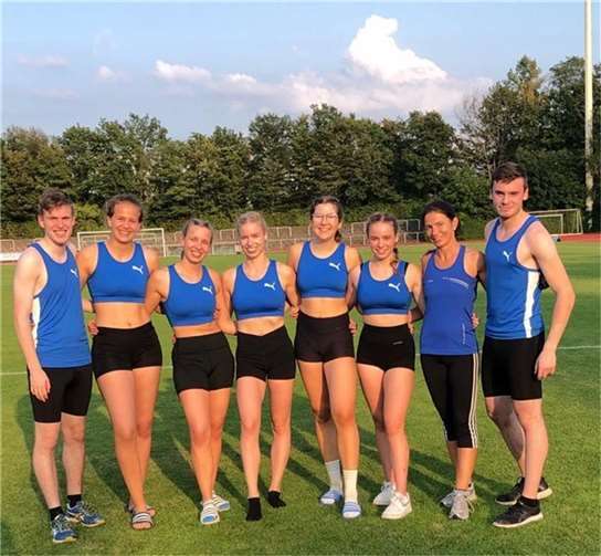 Alle Wettkämpferinnen und Wettkämpfer des SV Bell, die an den Deutschen Mehrkampfmeisterschaften teilgenommen haben.Fotos: privat