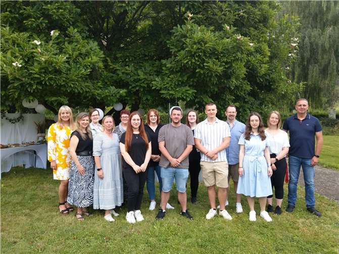 Alle ehemaligen Auszubildenden werden auch weiterhin in Kloster Ebernach arbeiten.  Foto: Sandra Schneemann