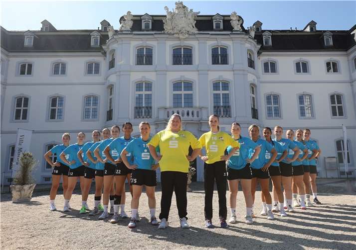 Alle freuen sich auf den Beginn der neuen Spielzeit.  Foto: TV Engers