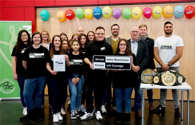 Alle freuten sich über die Auszeichnung.Fotos: KG