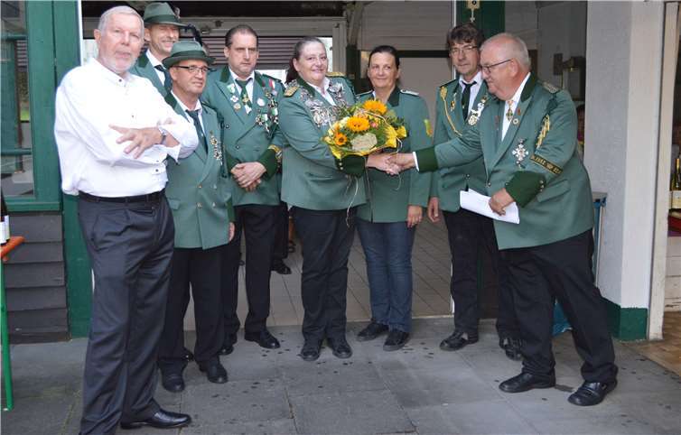 Alle gratulierten Susanne Brock zu ihrem Erfolg. Fotos: AB
