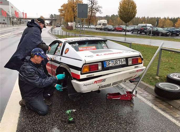 Alle waren froh darüber, dass das abgefallene Rad kein anderes Auto getroffen hat. Privat
