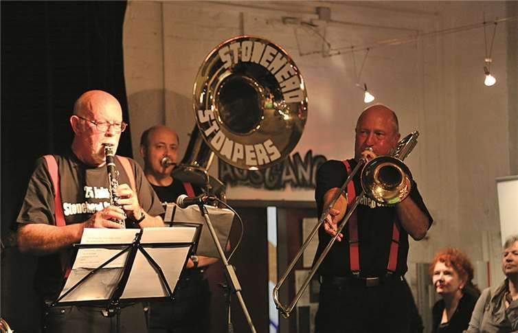 Alles gegeben fürs Publikum (von links): Jürgen Klug, Rolf Kachel und Manfred Nürnberg von den Stonehead Stompers.PSM