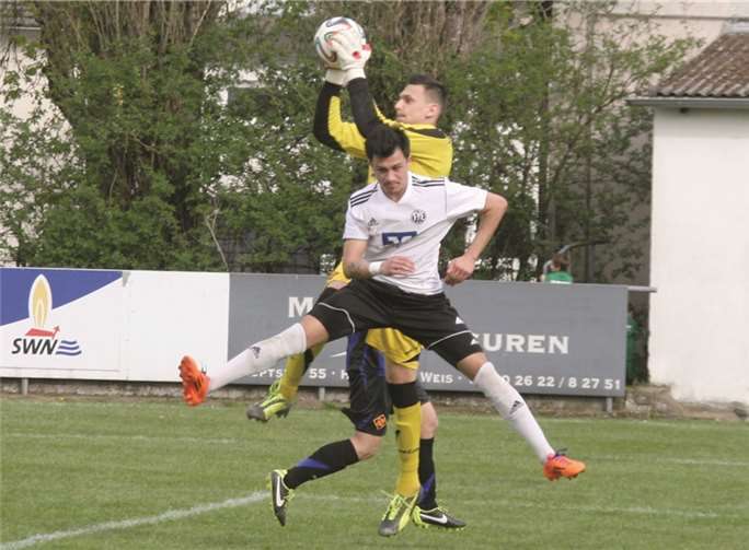 Alles im Griff hatte TuS-Torhüter Igor Luketic beim FV Engers. Dank seiner starken Leistung blieb der Rheinlandligist im fünften Spiel in Folge ungeschlagen.-TH-