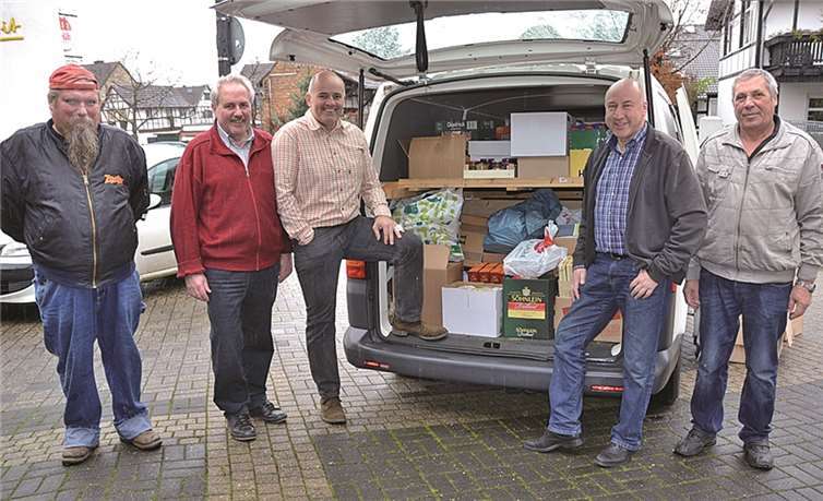 Ein Wagen voller guter Gaben 