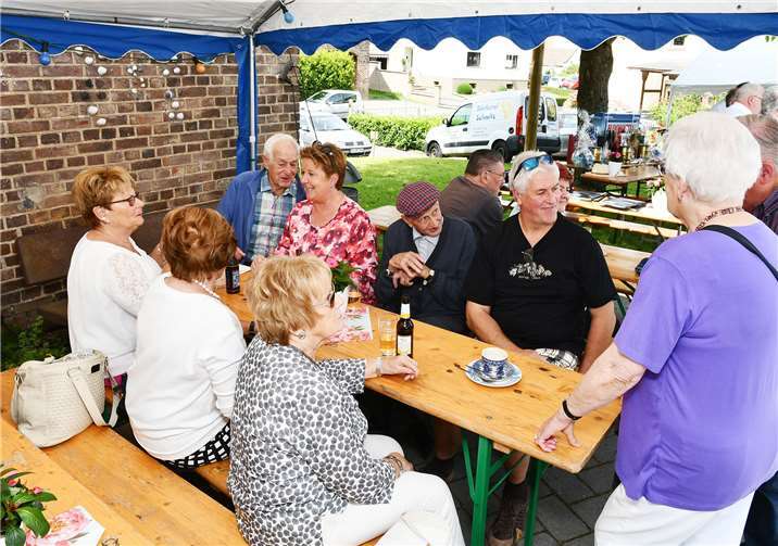 Allgemein beliebt ist mittlerweile der Mehrgenerationenplatz als Veranstaltungsort des Sommerfestes, nicht zuletzt wegen seines großzügigen Platzangebots.