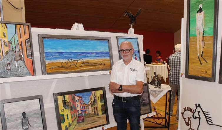 Alois Bockshecker verbindet Malen mit Blechbiegearbeiten.