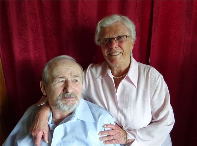 Alois und Rita Schmidt blicken auf 60 gemeinsame Ehejahre zurück. privat