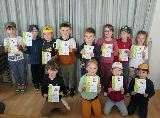 Als Abschluss erhielt jedes Kind eine persönliche Urkunde.  Foto: privat