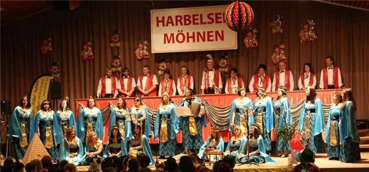 Als Ägypterinnen betraten die Möhnen die Bühne.Fotos: privat