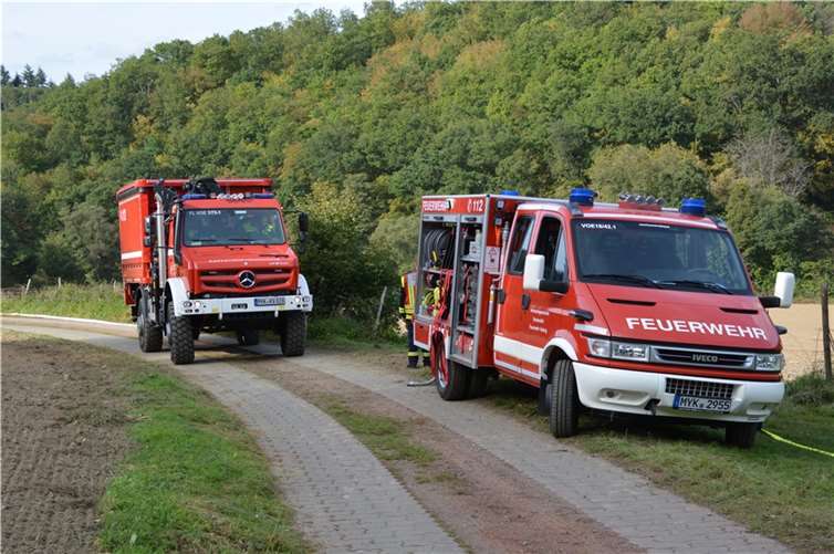 Als Ausgangslage wurde ein Brand in der Gemarkung Monreal-Müsch angenommen. Aufgrund des etwas abseits gelegenen Ortsteils Müsch galt es, die Löschangriffe durchzuführen und die Löschwasserversorgung über lange Wegstrecken sicherzustellen.  Fotos: Freiwillige Feuerwehr Kottenheim