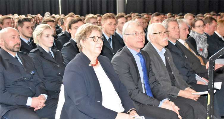 Als Ehrengäste war Bürgermeisterin Petra Kalkbrenner, MdL Oliver Kraus (CDU) und Ortsvorsteher Hermann Leunik geladen. (v.l)