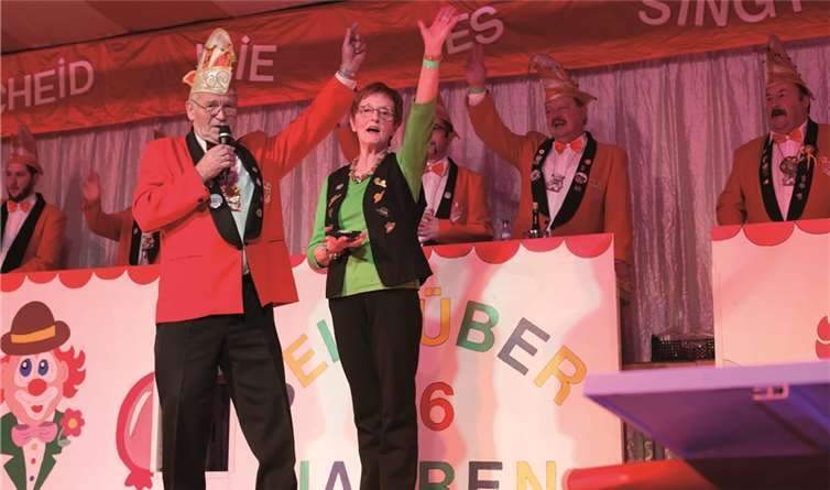 Als Ehrenvorsitzender ist Harald Wendt bei Ehrungen gefragt, wie hier bei der vergangenen Sitzung.-WT-