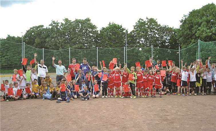 Als Erinnerung an diesen schönen Tag in Feldkirchen erhielt jeder Spieler eine Urkunde über die Teilnahme und jede Mannschaft einen Pokal. privat