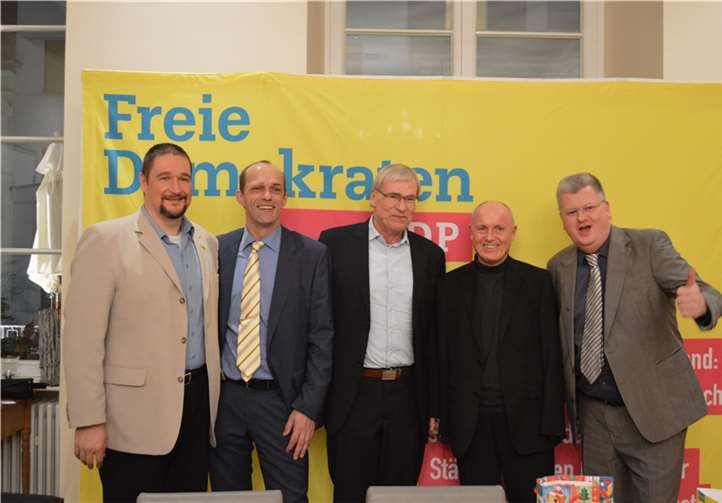 Als Gastreferent konnte der Ehrenvorsitzende des Philologenverbandes Rheinland-Pfalz, Malte Blümke, begrüßt werden. privat