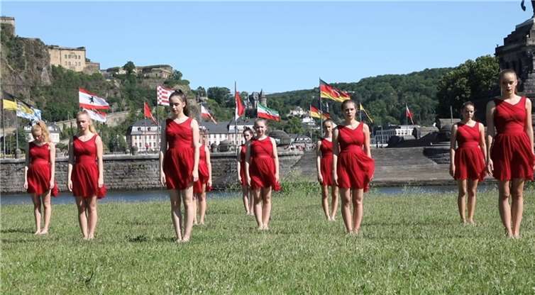 Als Kulisse auserwählt wurden Koblenzer Sehenswürdigkeiten wie das „Schängelche“, das Kaiserdenkmal am Deutschen Eck oder auch die Rheinpromenade.Foto: privat