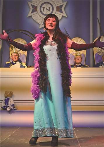 Als Opernsängerin, die keiner hören wollte, trat Monika Kräber aus Niederberg auf.