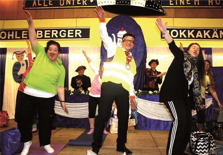 Als Teilnehmer an der Yoga-Runde war der reflektierende Bürgermeister hoch willkommen