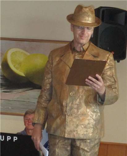 Als Überraschungsgast kam Ausscheller Lindemann alias Horst Hohn.Foto: privat