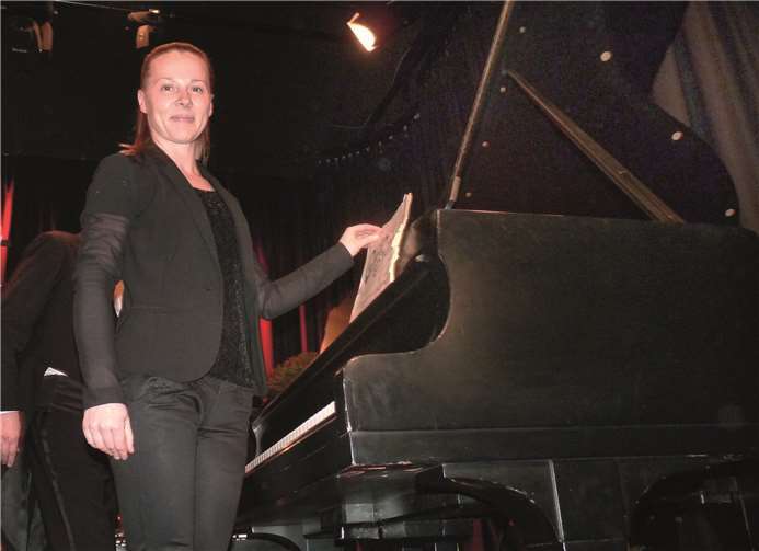 Als Überraschungsgast trat die Pianistin Tatiana Puliak auf.
