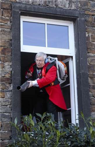 Als gefürchteter „Bläser vom Rathaus“ geht Gerhard Hausen in die Unkeler Geschichte ein.