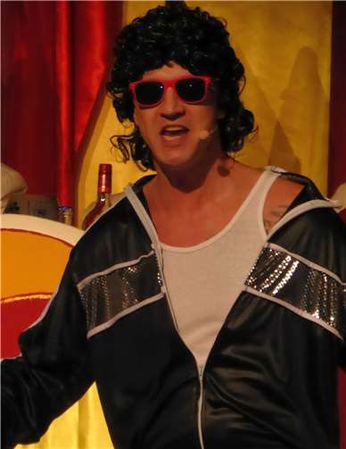 Als „sexiest man alive trat Patrick Pfeil auf die Bühne.