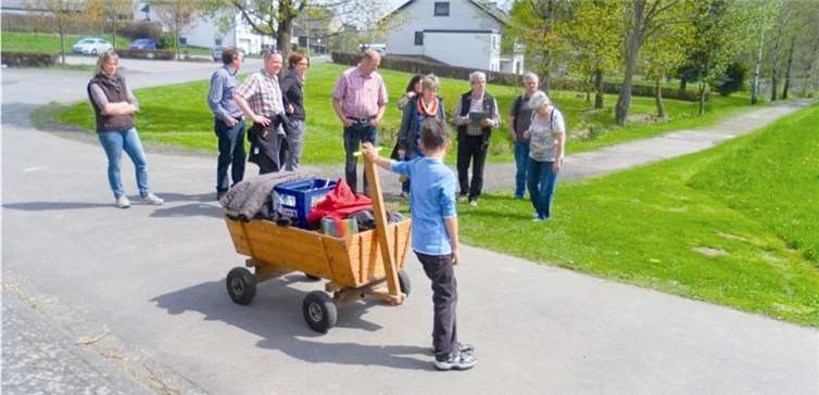 Alt und Jung hatten viel Freude bei der Maiwanderung.privat