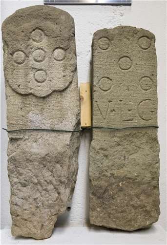 Alte Grenzsteine zeugen vom hierzulande untergegangenen Herrschergeschlecht der Rolande.