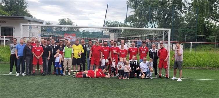 Alte Herren Erpel und Linz beim Sommerfest „op de Kipp“  Foto: FV Erpel