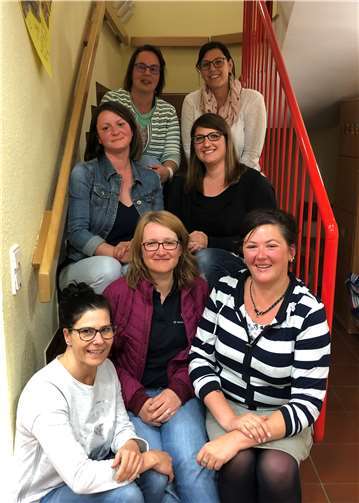 Alte und neue Vorstandsmitglieder des Fördervereins : Anja Maier, Natalia Opper, Diana Weber (vorne, v. l.), Natalie Krewer, Ilona Widerstein (Mitte, v. l.), Andrea Gebert, Cathrin Eich (hinten, v. l.). Foto: privat