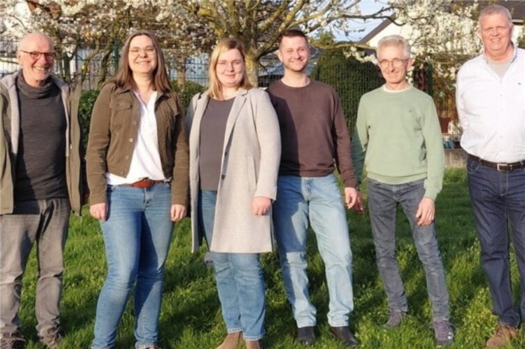 Alter und neuer Vorstand des KVV Thür (von links) Leo Oster, Marina Luxem, Laura Hemmersbach, Dean Hemmersbach, Johannes Schneider und Norbert Schumacher.