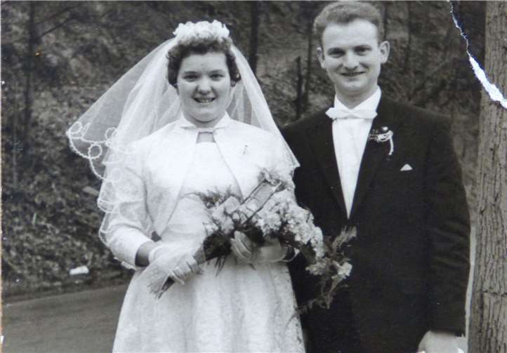 Am 07.02.1961 haben Marlene und Robert Lay aus Frorath den Bund fürs Leben geschlossen.