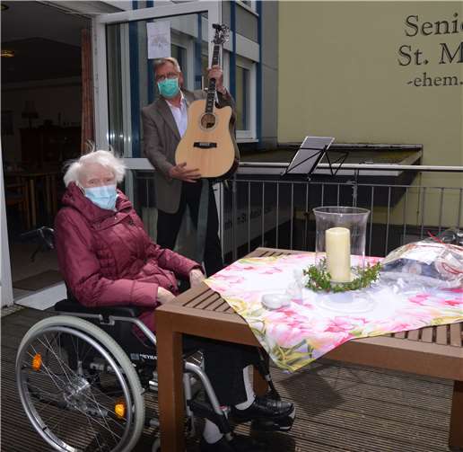 Am 11. Mai feierte Aloisia Sterzer ihren 100. Geburtstag. Fotos: privat