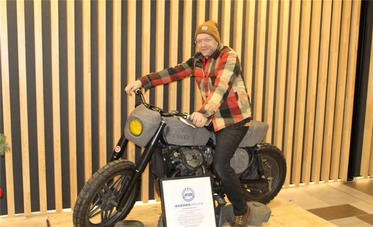 Am 13.Dezember ist das steinerne Motorrad auch bei „Fahr mal hin“ im SWR zu sehen.