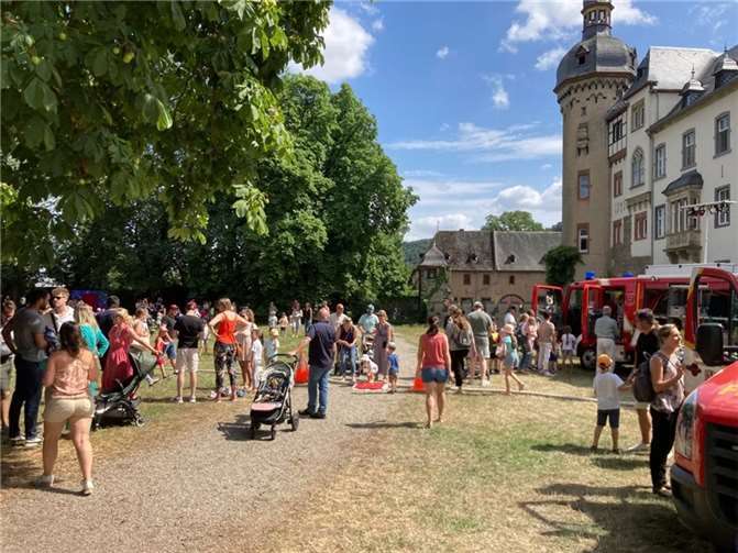 Am 16. Juni öffnet Burg Namedy in Kooperation mit dem Kulturamt der Stadt Andernach erneut ihre Tore für das beliebte „Kinderburgfest & Spiele“!  Foto: Charlotte Everling (Kulturamt Andernach)