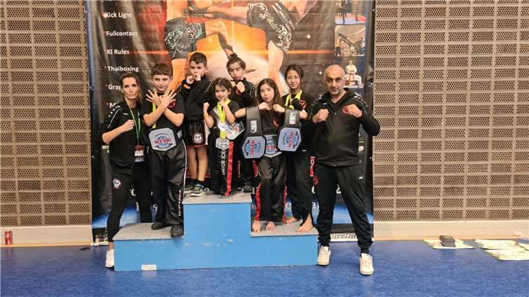 Am 21. und 22. Oktober 2023 nahm der Wettkampfkader von Alpha-Gym mit acht Athleten an der Weltmeisterschaft der WFMC in Rüsselsheim teil. Foto: privat