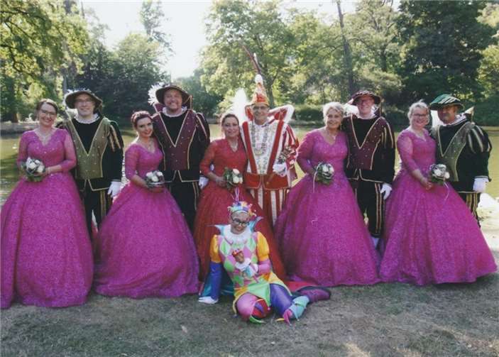 Am 28. Januar findet um 19.11 Uhr in der Turnhalle des Berufsbildungswerkes in Heimbach-Weis die Damensitzung der KG 1827 Heimbach e.V. statt. Quelle: KG 1827 Heimbach