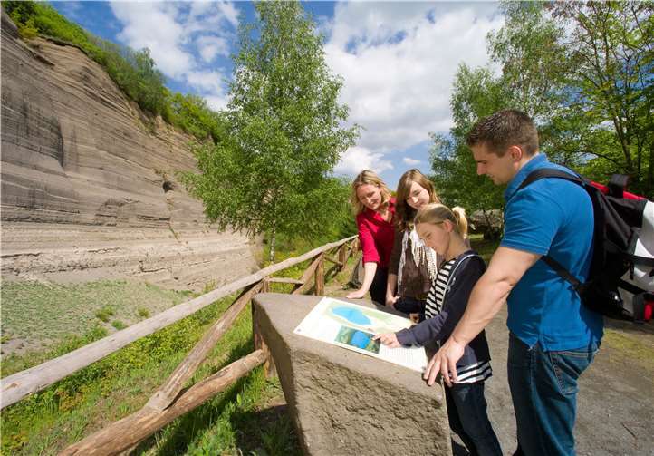 Am 30. Juni geht es an die Wingertsbergwand bei Mendig.Foto: Klaus-Peter Kappest (Vulkanpark Mendig)