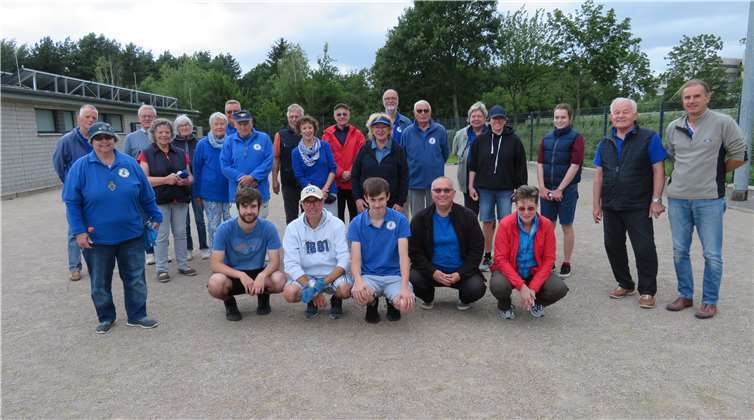 Am 31. Juli fand auf dem Bouleplatz der Alfred-Engel-Sportanlage das wegen Corona verschobene Vatertags-Turnier statt .Fotos: privat