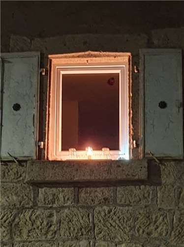 Am 31. Mai konnten viele leuchteten Fenster in Bell gesichtet werden.