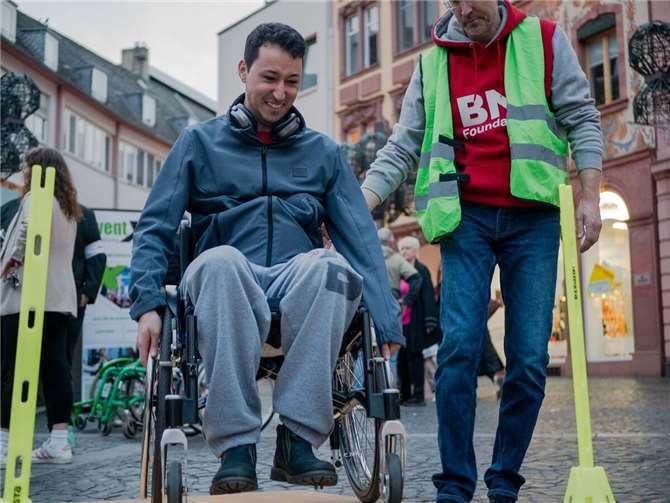 Am 4. Mai 2025 findet auf dem Remagener Marktplatz eine Mitmachaktion des Vereins „Die Vereinsagenten e.V.“ statt. Foto: privat