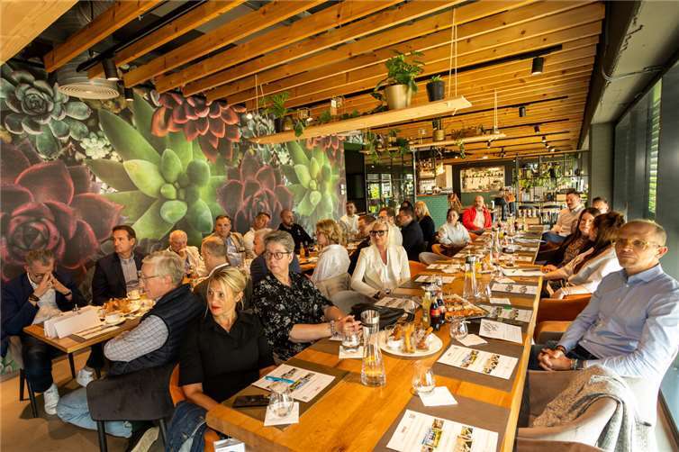 Am 8. Mai 2025 fand die 32. Mitgliederversammlung der Projektgemeinschaft „Wir in Mülheim-Kärlich“ im gemütlichen Ambiente des „billi`s Restaurants“ statt.