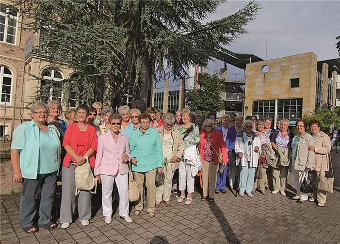 Am Bäderhaus mit angeschlossenem Kurhaus und einem Gradierwerk begann die Tour durch Bad Kreuznach. privat