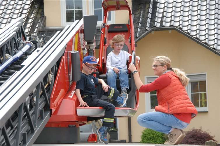 Am Bambinitag, der am Samstag in allen Wehren der Verbandsgemeinde Rengsdorf stattfand, konnten sich die Kinder mit der Arbeit und der Technik der Feuerwehr vertraut machen.