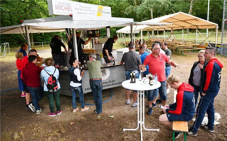 Am Bierbrunnen wurde so manches angeregte Gespräch geführt.