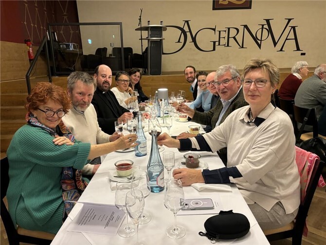 Am Dienstag, den 25. November, lud die Pastorale Einheit Meckenheim und Wachtberg die Mitglieder der Kirchenvorstände und Pfarrgemeinderäte zum Ende ihrer Amtszeit zu einem gemeinsamen Dankeschön-Abend ins Dagernova Restaurant in Dernau ein. Foto: privat