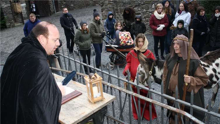 Am Eingangstor von Bethlehem mussten sie sichins Buch des römischen Statthalters eintragen lassen.