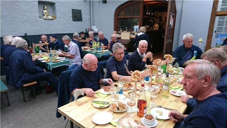 Am Ende des Tages gab es kulinarisch bestens ausgestattete „Vesperbretter“.